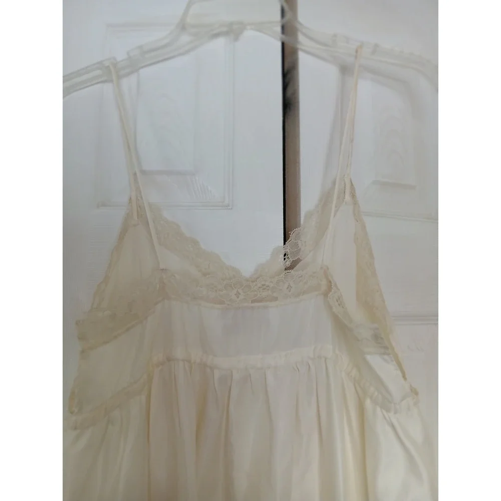 Givenchy Intimates pit 16